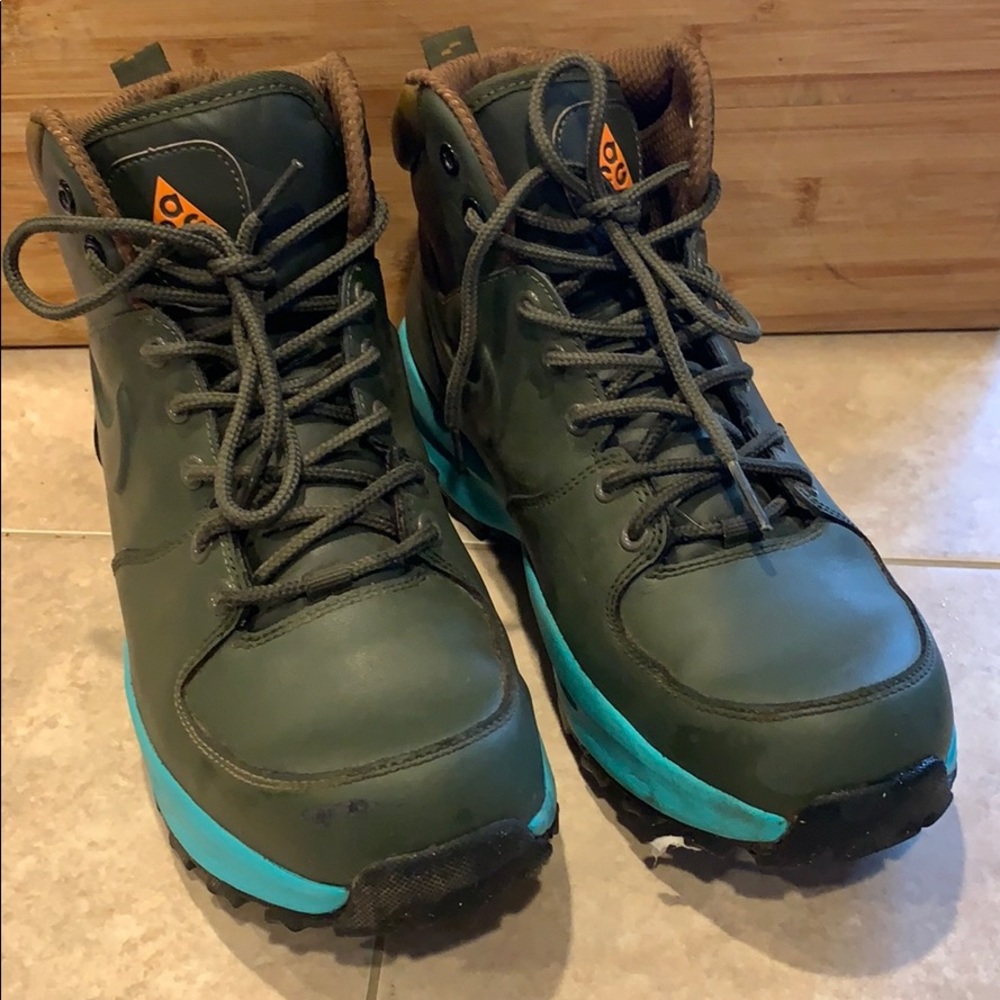 Nike ACG Leather Boots